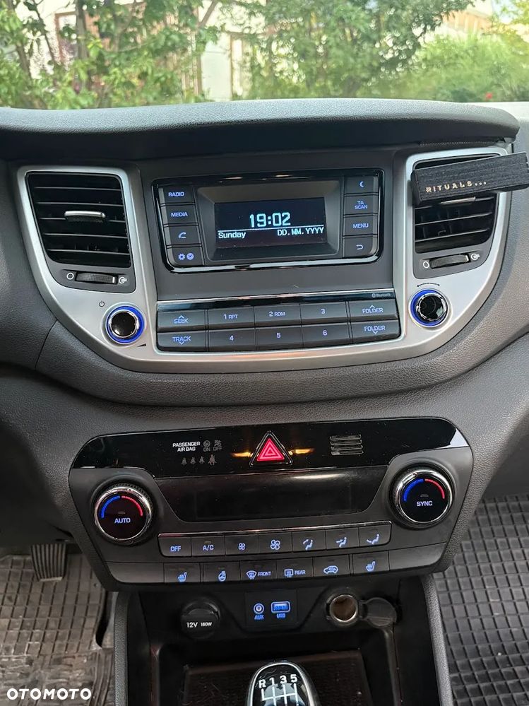 Hyundai Tucson 2.0 CRDI BlueDrive GO Plus 2WD - 14