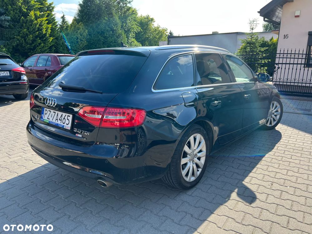 Audi A4 Avant 3.0 TDI DPF multitronic S line Sportpaket - 7