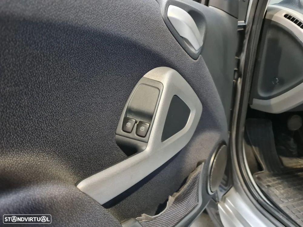 Smart Fortwo Cabrio 0.8 cdi Passion 54 - 15