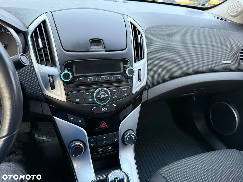 Chevrolet Cruze - 9