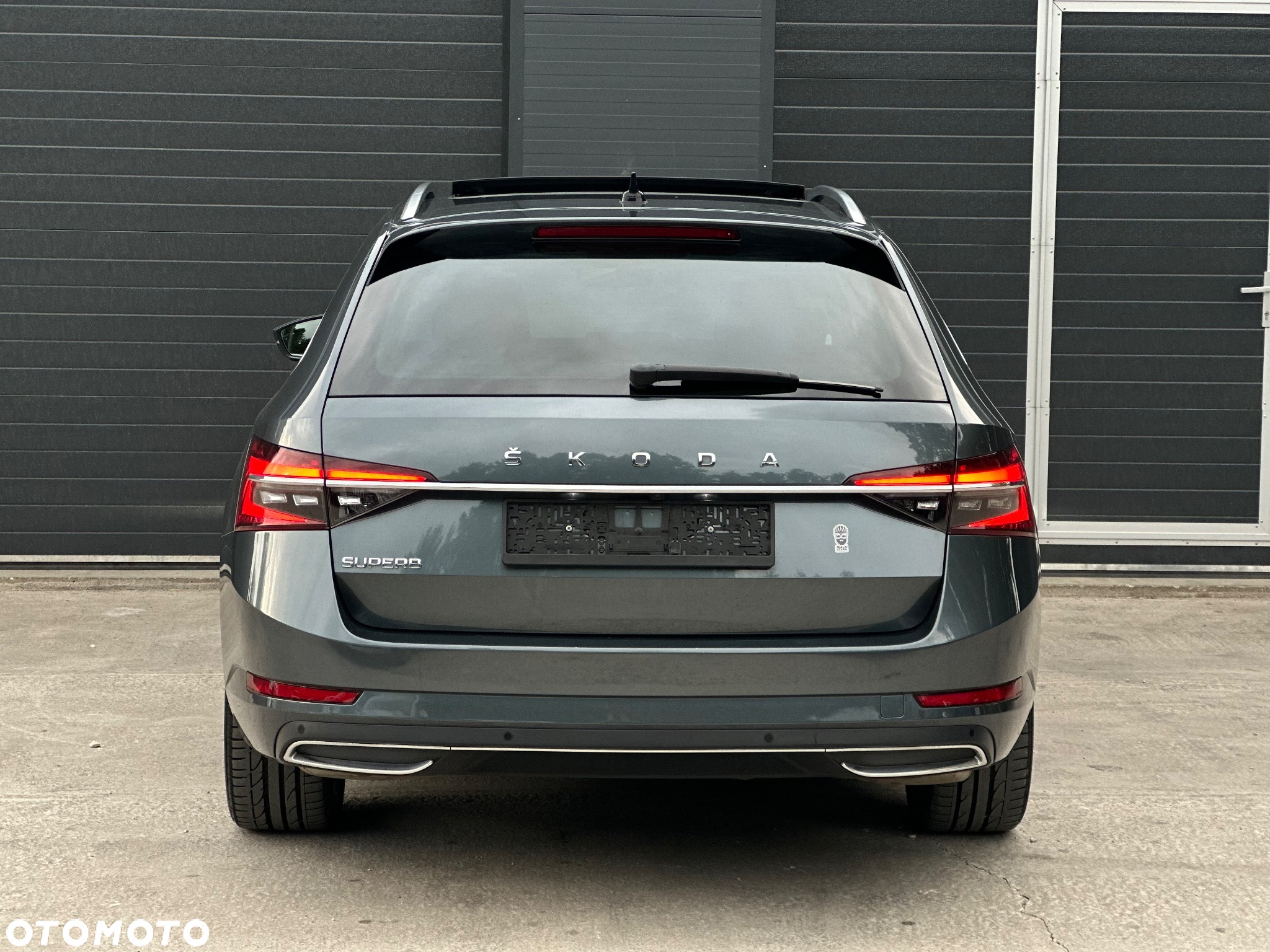 Skoda Superb 2.0 TSI L&K DSG - 16