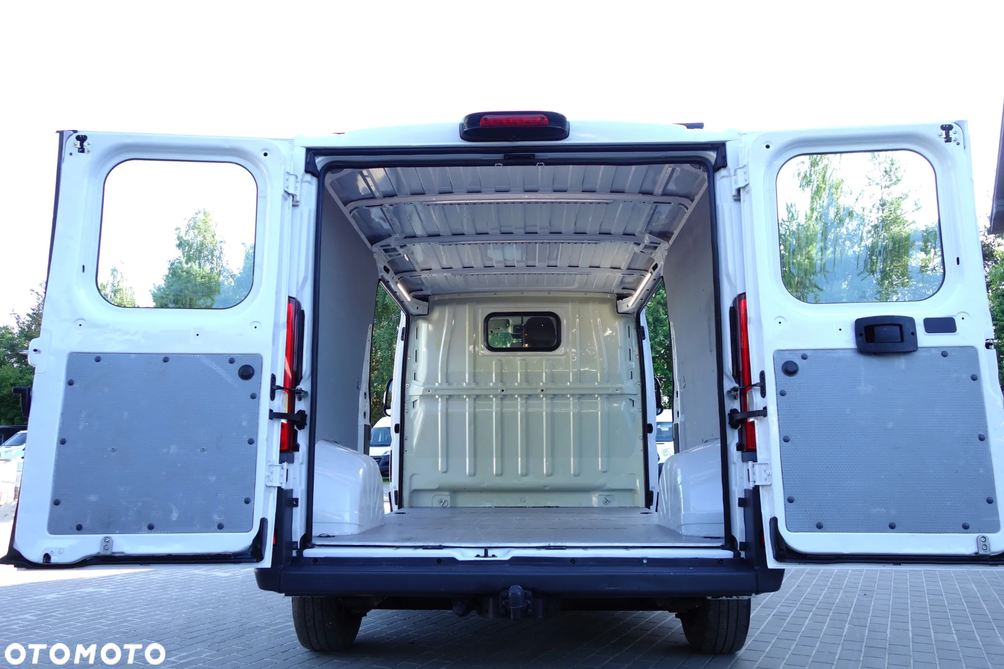 Fiat Ducato 2.3 Multi-Jet 130 KM Klima Webasto Kamera 2 x Drzwi Boczne - 12
