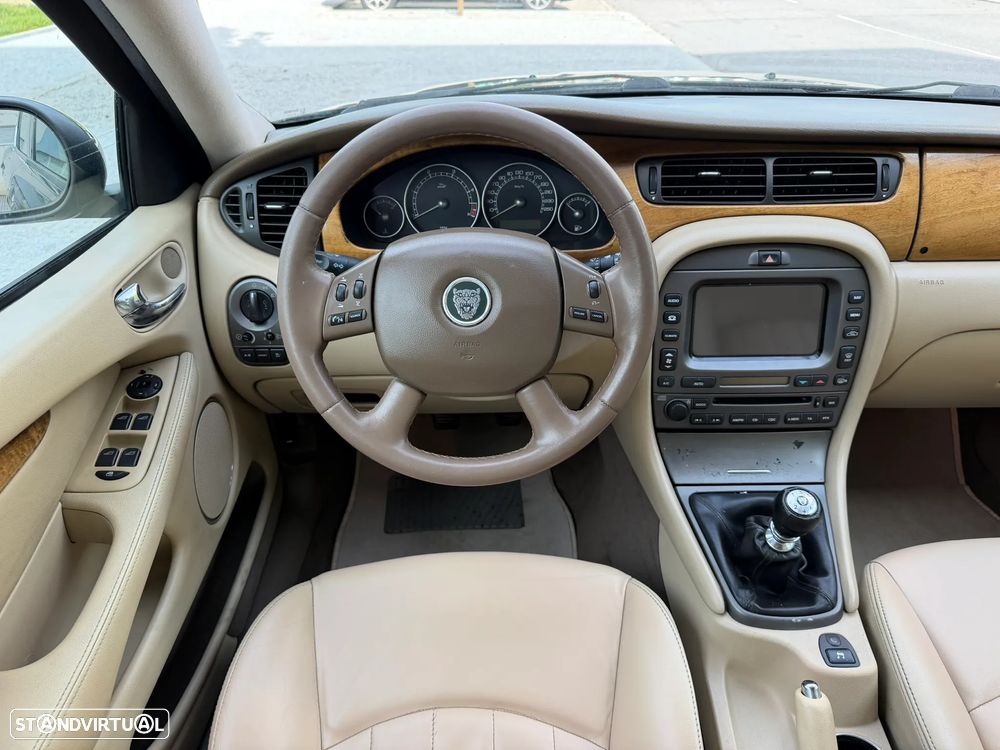Jaguar X-Type 2.0 D Sport - 8
