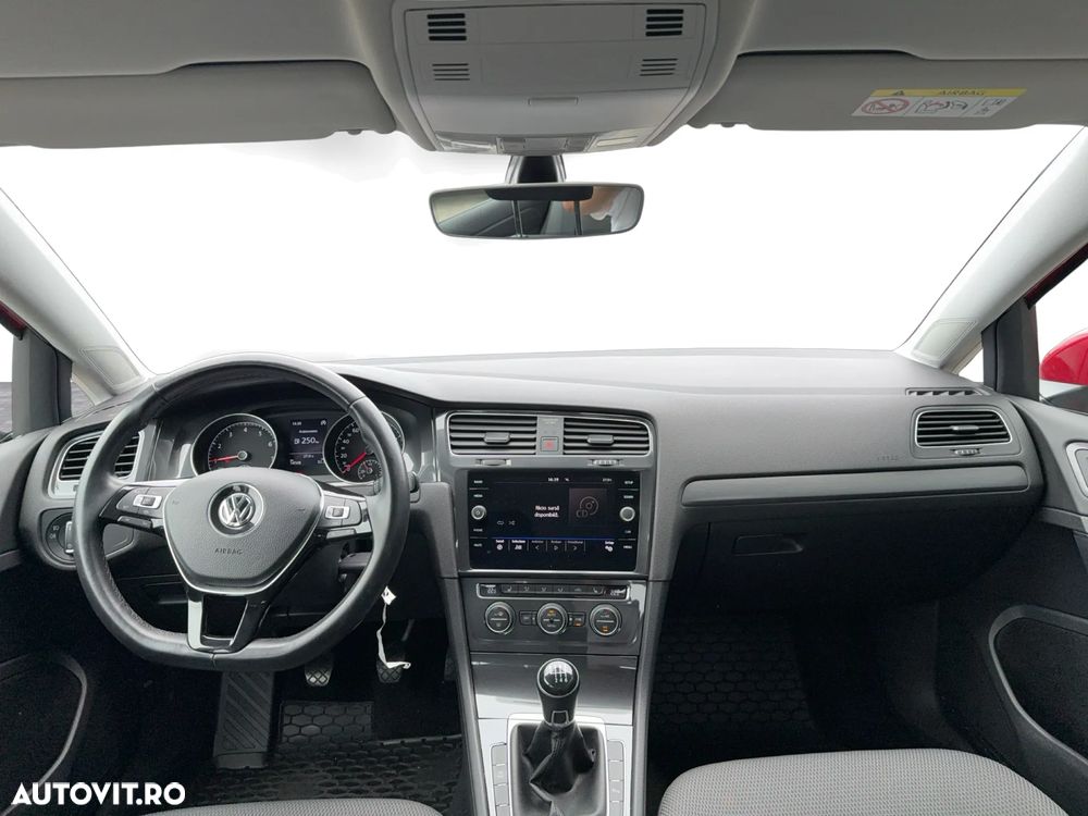 Volkswagen Golf 1.0 TSI Comfortline - 17