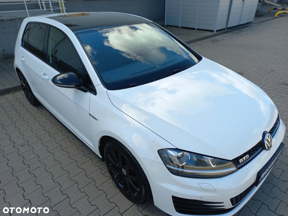Volkswagen Golf - 15