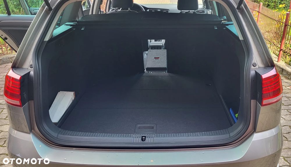 Volkswagen Golf - 19