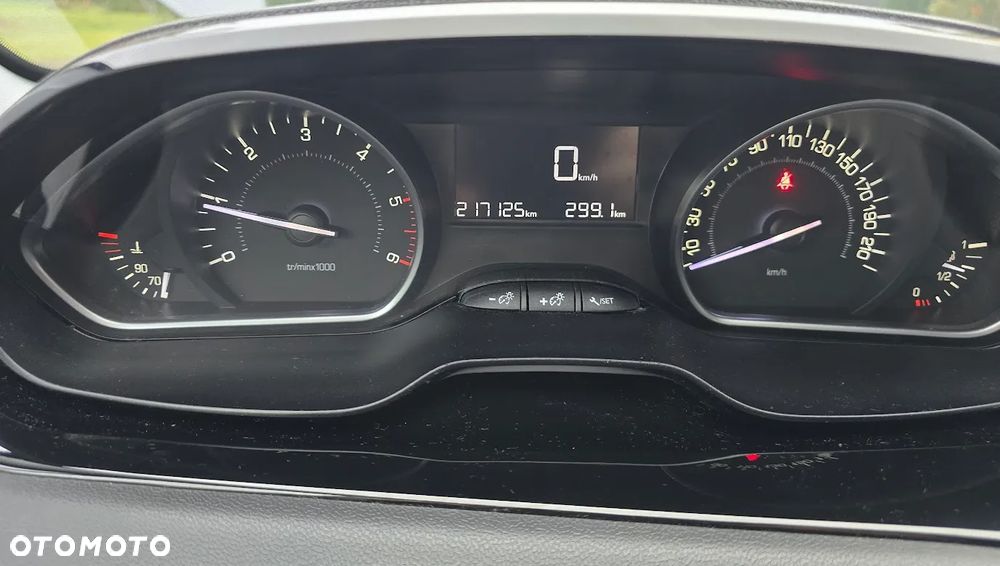 Peugeot 208 Blue-HDi 100 Stop&Start Allure - 9