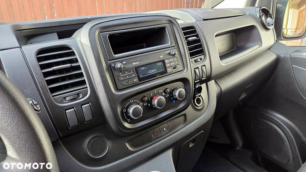 Renault Trafic - 24