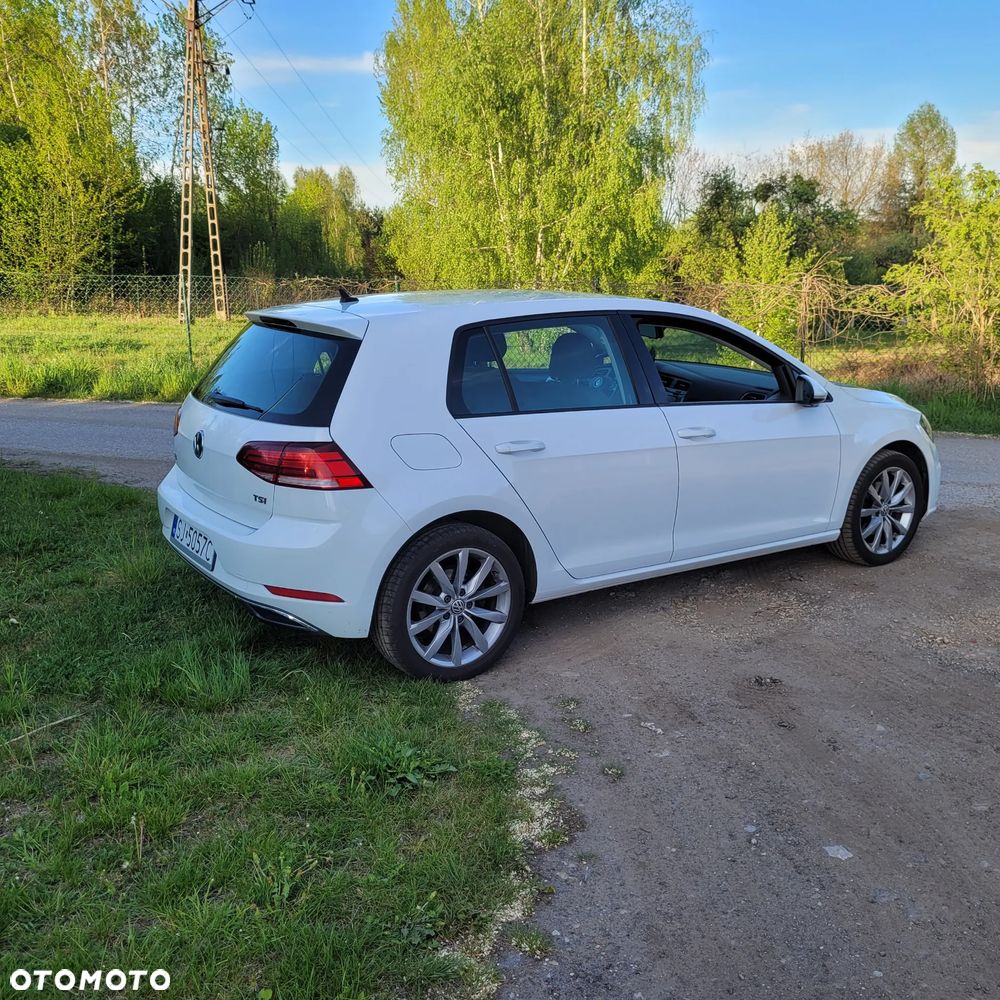 Volkswagen Golf - 5