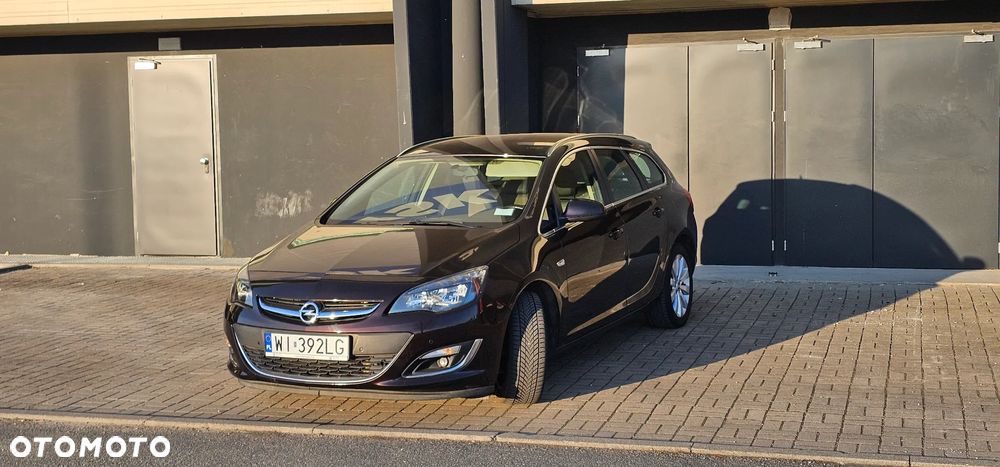 Opel Astra 1.4 T Cosmo EU6 - 1