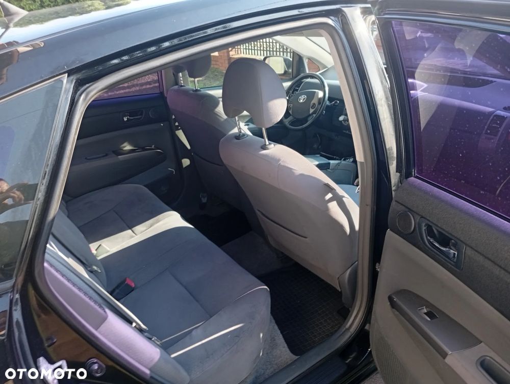 Toyota Prius 1.5 VVT-i Sol - 4