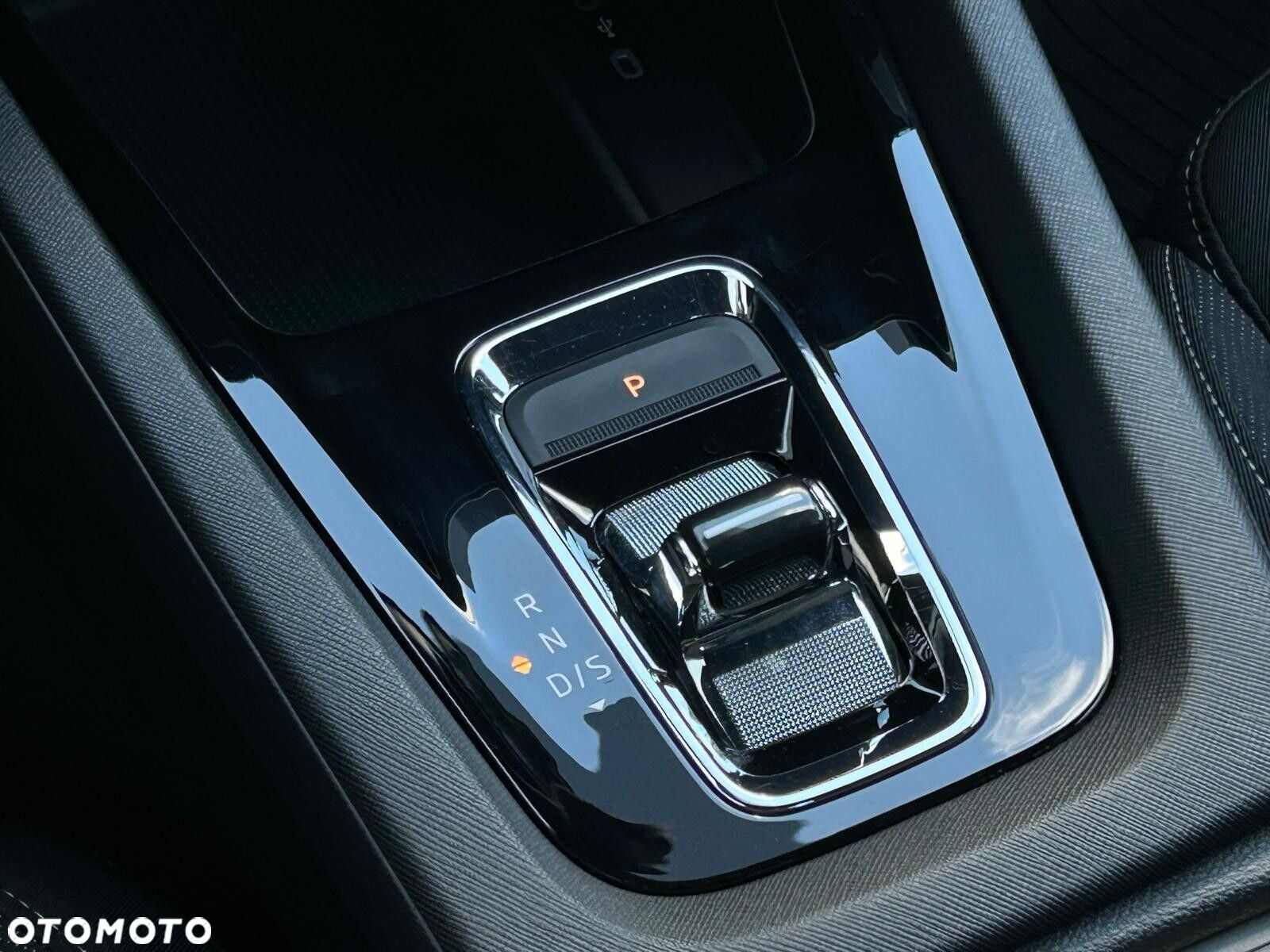 Skoda Octavia 2.0 TDI Sportline DSG - 24