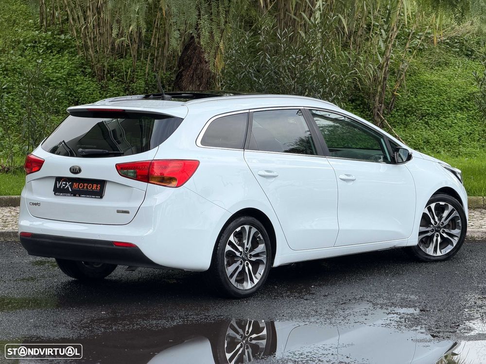 Kia Ceed SW 1.6 CRDi 128 ISG Dream Team Edition - 2