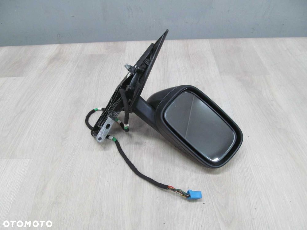 VOLVO C70 06-13 LUSTERKO ZEWNETRZNE PRAWE 467-26 - 2