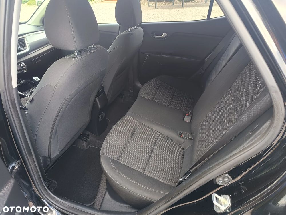 Kia Stonic 1.4 M - 14