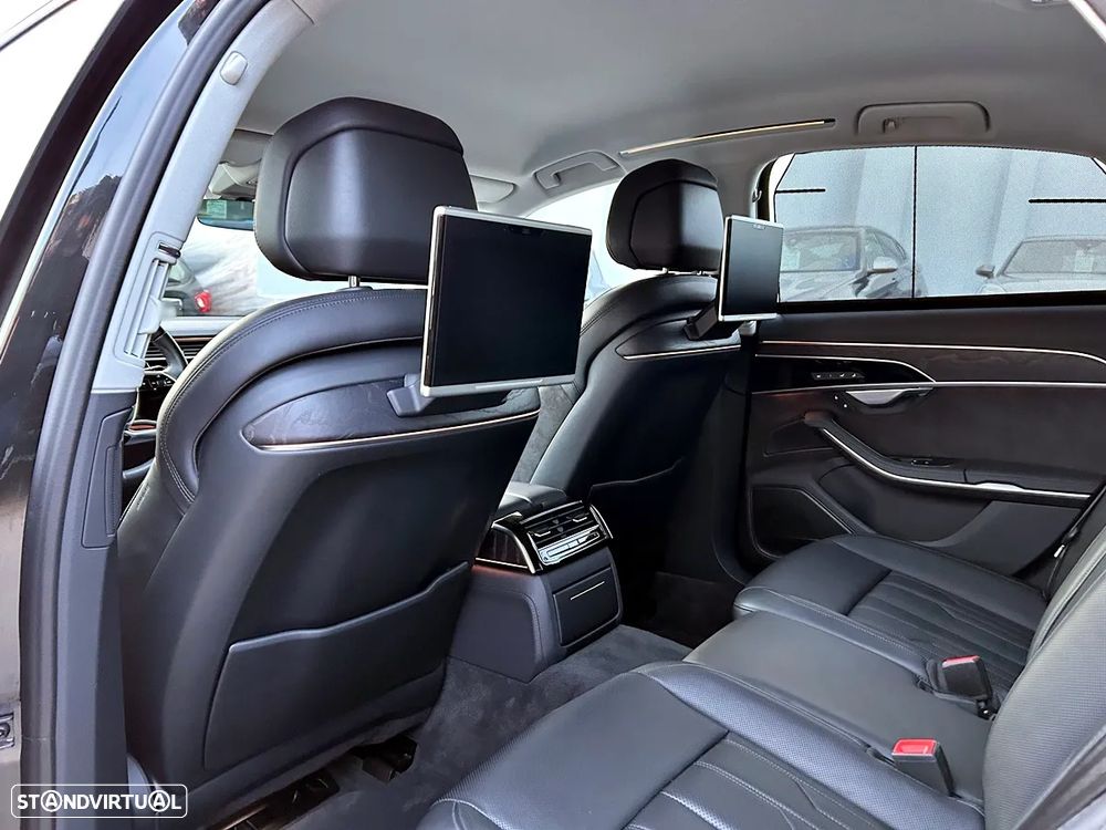 Audi A8 3.0 TDI V6 quattro Tiptronic - 35