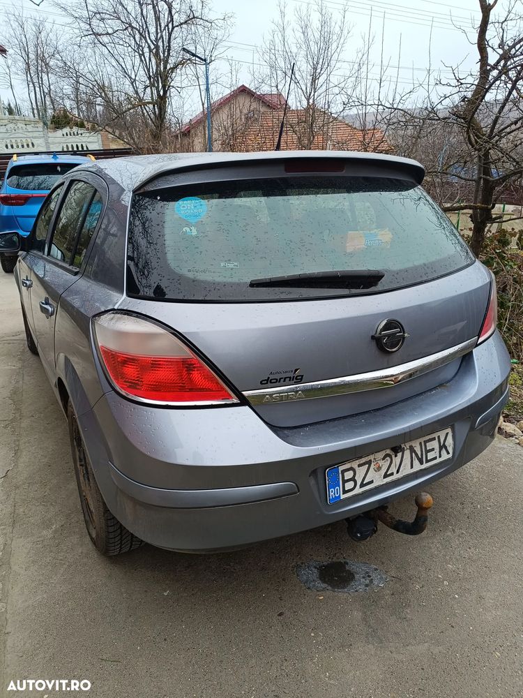 Opel Astra - 2
