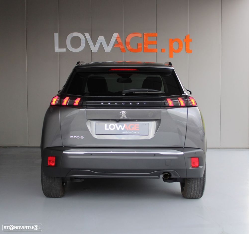 Peugeot 2008 1.2 PureTech Allure - 22
