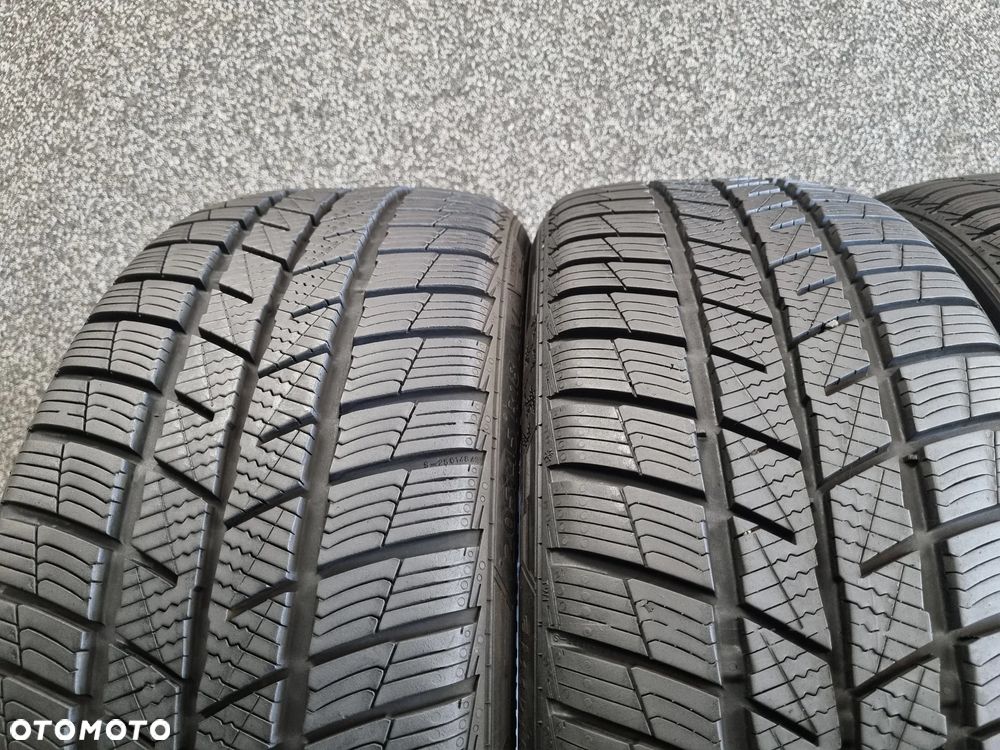 Opony Zimowe Barum Polaris 5 205/45/18 90V XL 4szt. JAK NOWE!!! - 2