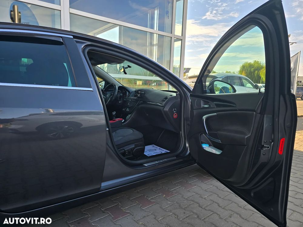 Opel Insignia - 10