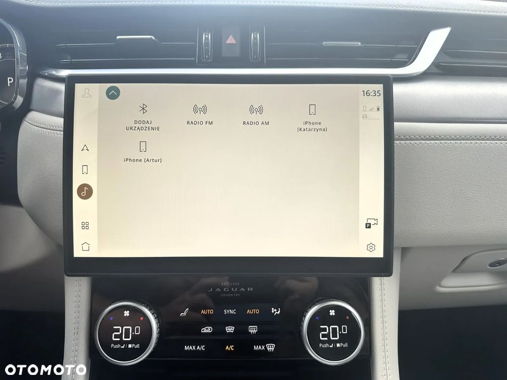 Jaguar F-Pace - 33