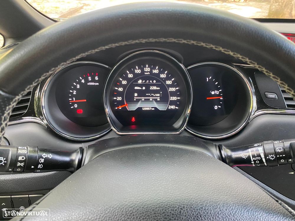 Kia Ceed SW 1.6 CRDi GT Line - 21