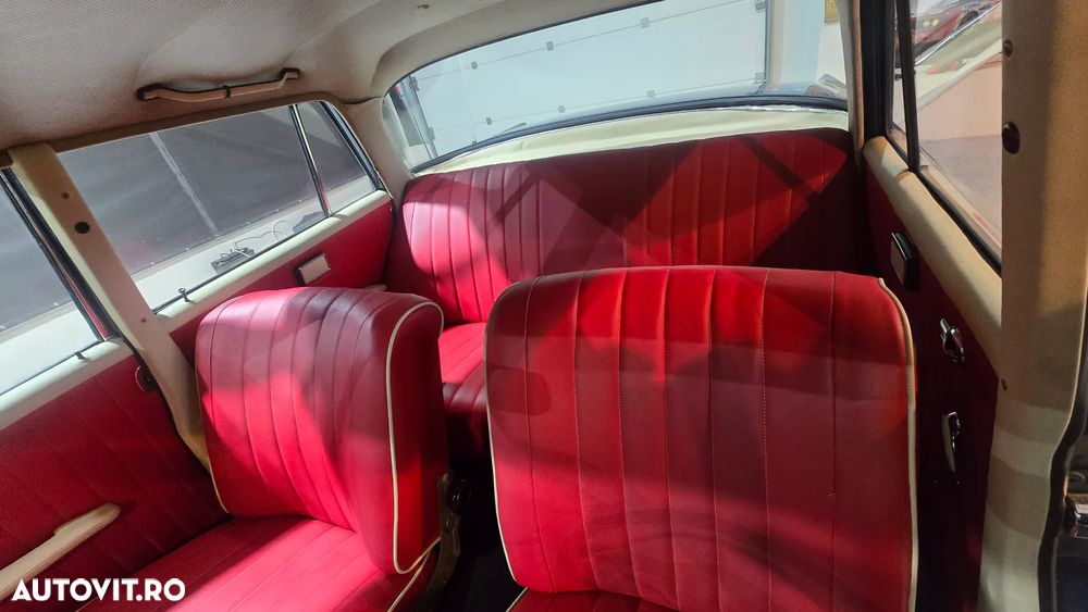 Mercedes-Benz W110/W111 - 17