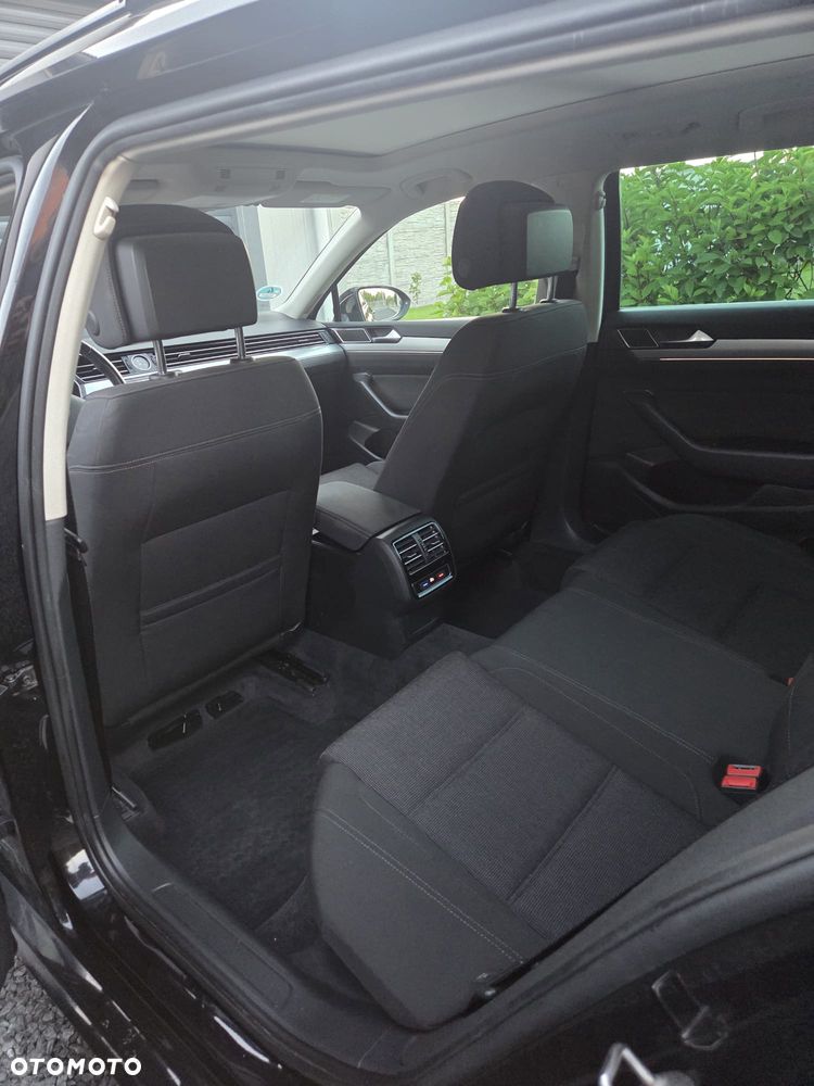 Volkswagen Passat 2.0 TDI (BlueMotion Technology) DSG Comfortline - 10