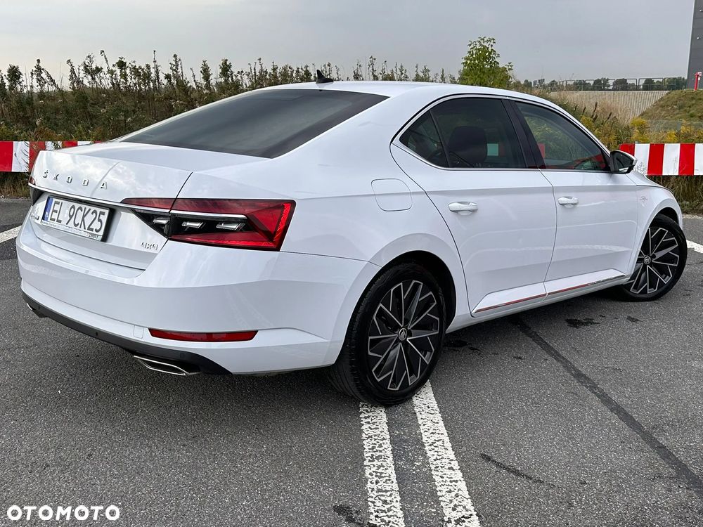 Skoda Superb 2.0 TSI 4x4 L&K DSG - 3