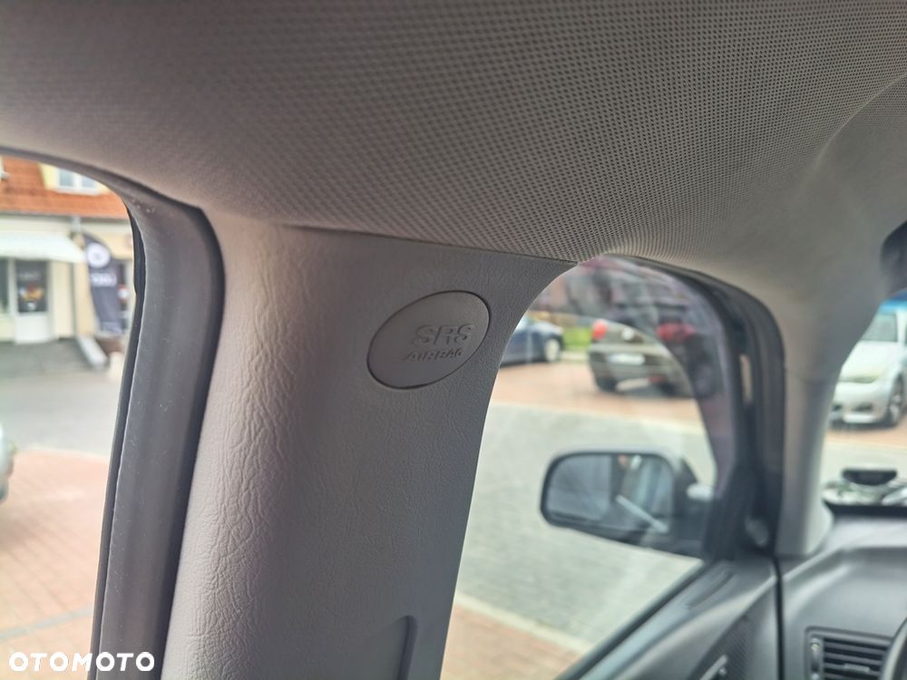Hyundai Tucson 2.0 Comfort 2WD - 37