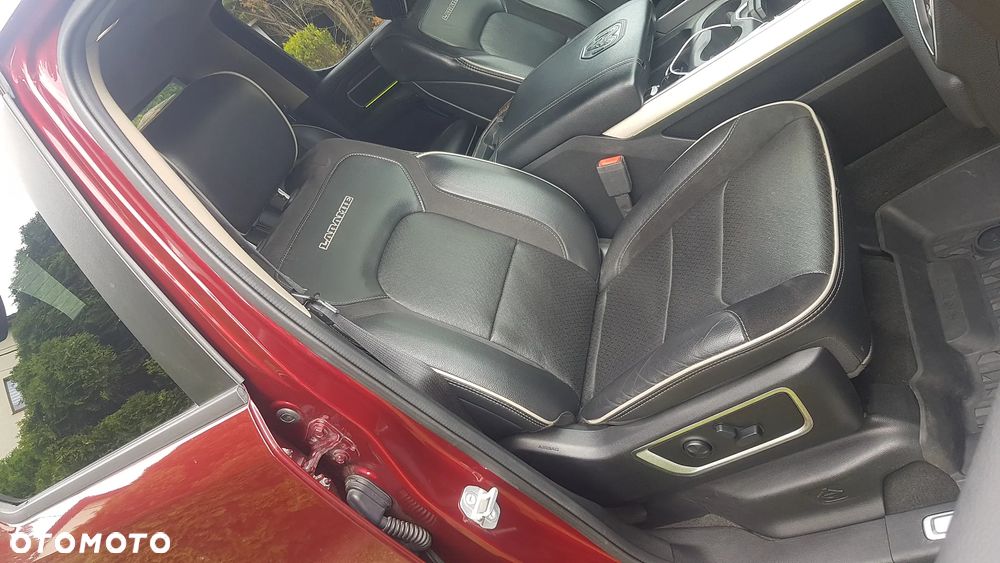 RAM 1500 Crew Cab Laramie - 16