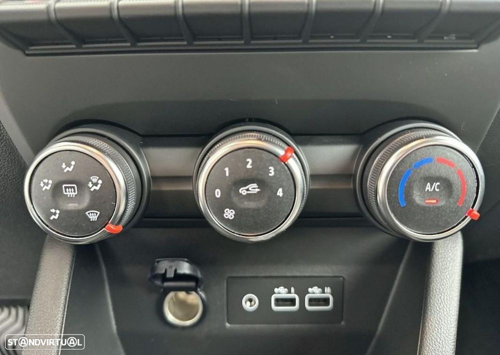 Renault Clio 1.0 TCe Evolution Bi-Fuel - 7