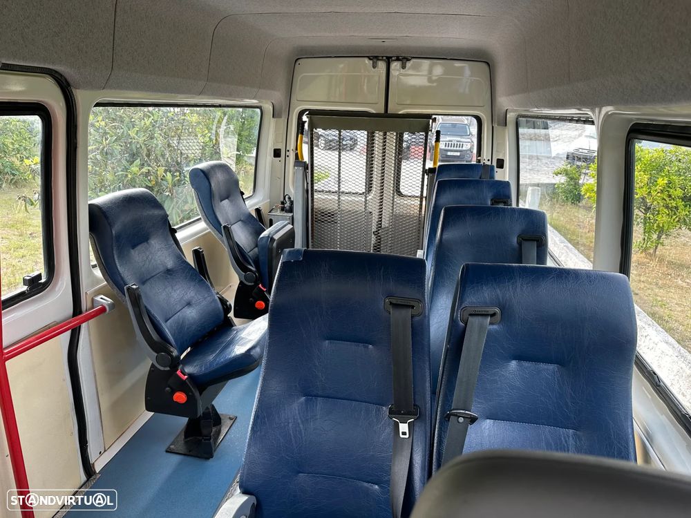 VW LT 35 2.5 TDI 9L/CADEIRA DE RODAS COM PLATAFORMA ELEVATORIA - 20