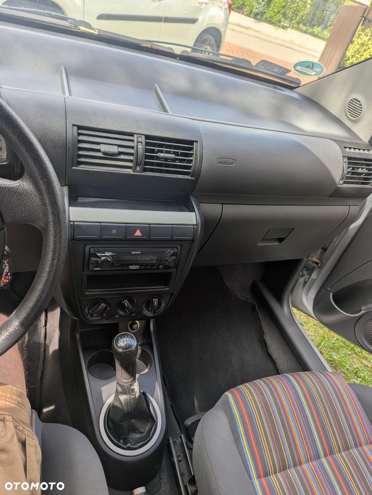 Volkswagen Fox - 7