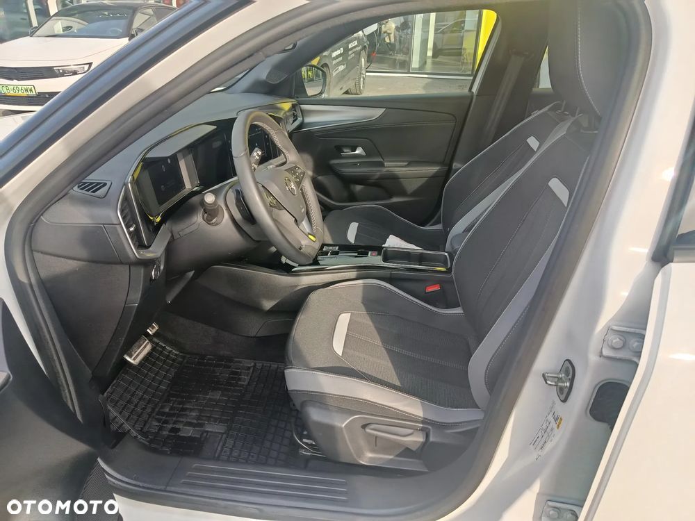 Opel Mokka 1.2 T GS Line S&S - 11