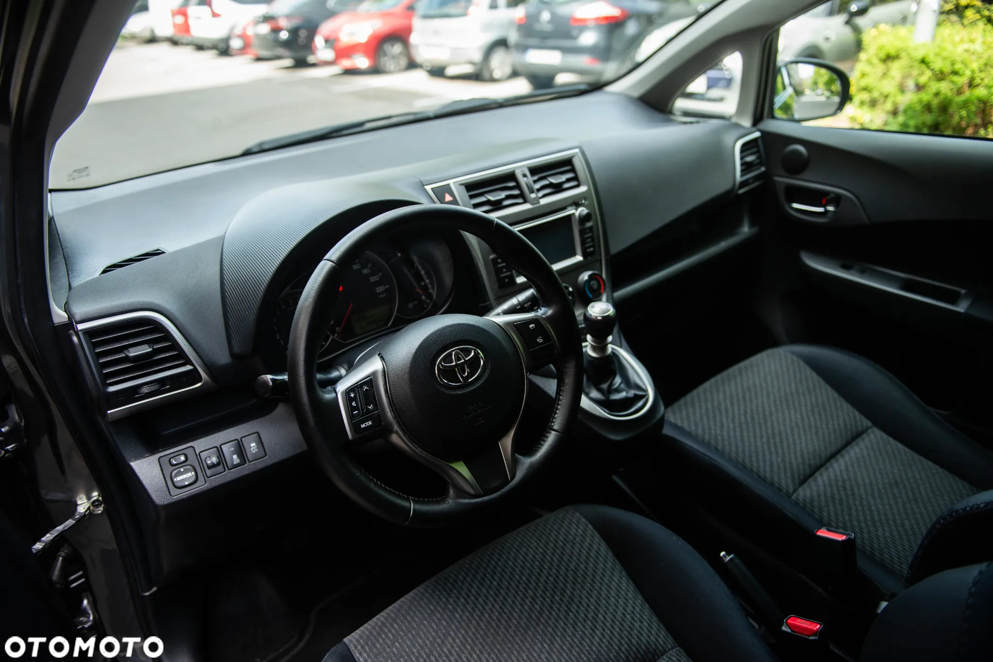Toyota Verso S 1.33 VVT-i Comfort - 17