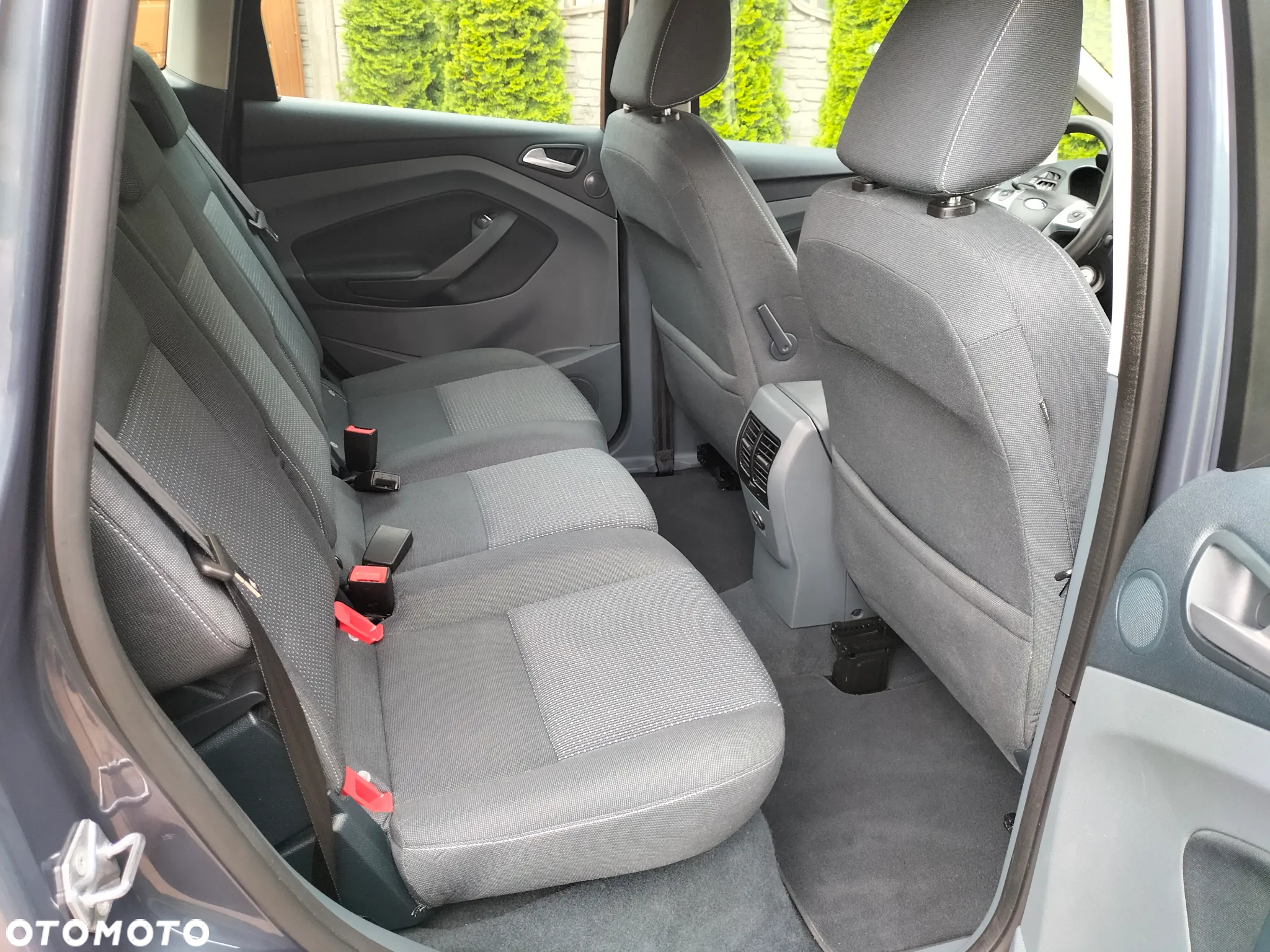 Ford C-MAX - 12