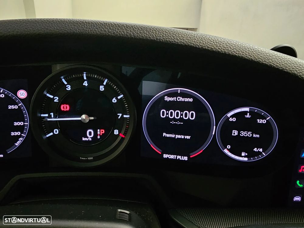 Porsche 911 (992) Carrera S PDK - 32