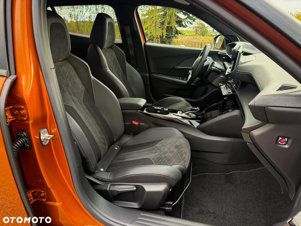 Peugeot 2008 1.2 PureTech GT S&S EAT8 - 30