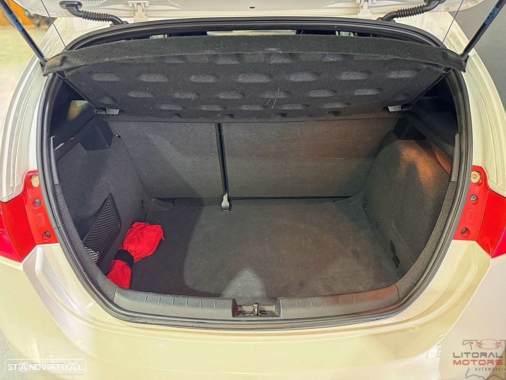 SEAT Leon 2.0 TSI Cupra R - 11