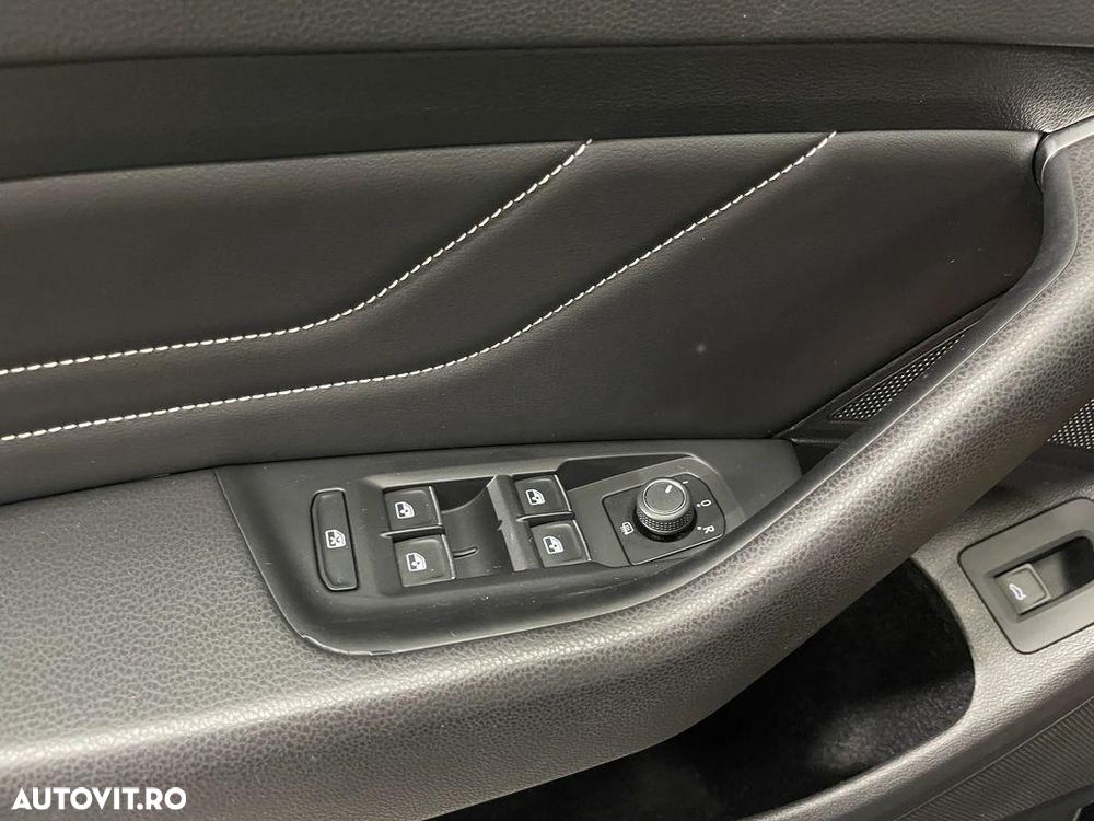Volkswagen Passat 2.0 TDI DSG Highline - 20