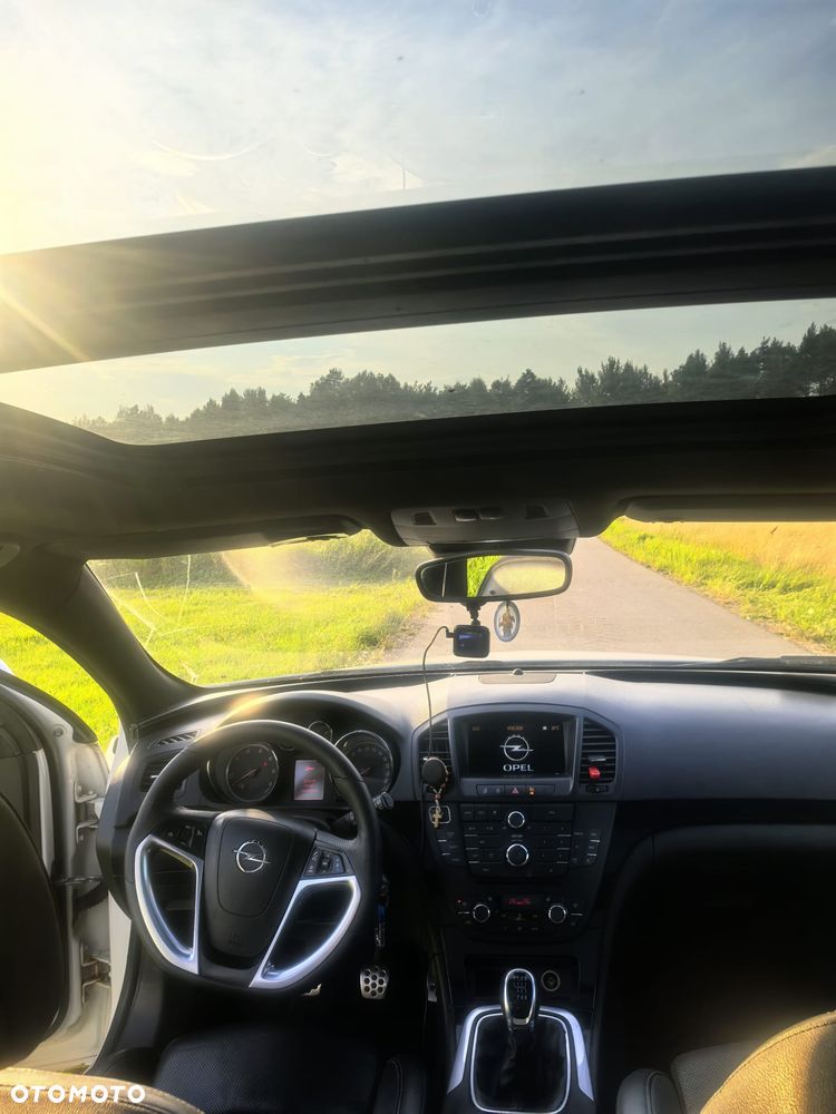 Opel Insignia - 15