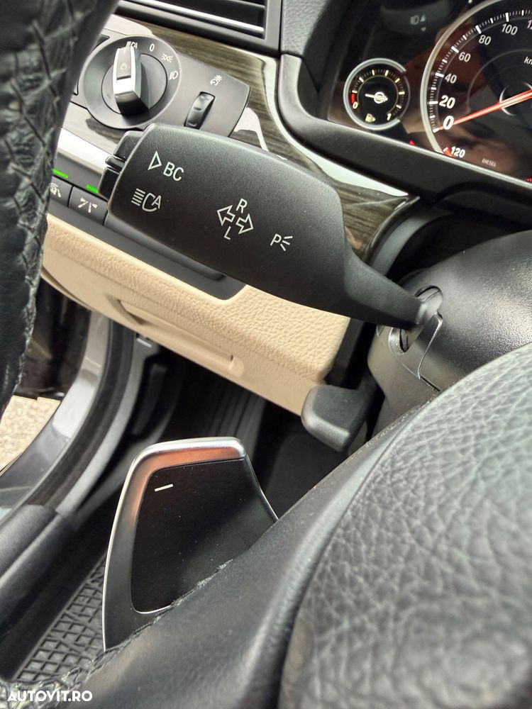 BMW Seria 5 520d xDrive Aut. Luxury Line - 12