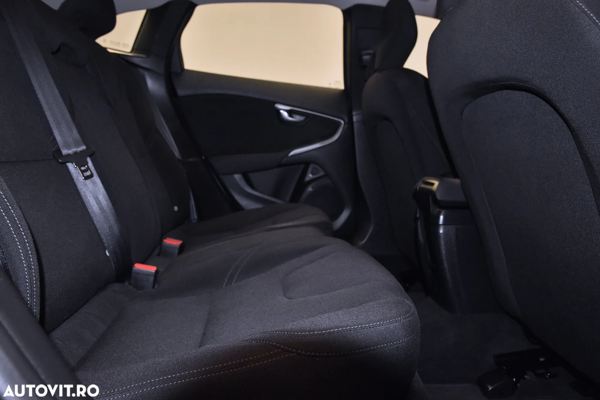 Volvo V40 - 12