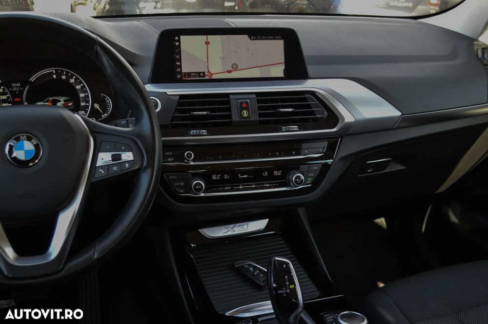 BMW X3 xDrive30e Aut. Advantage - 27