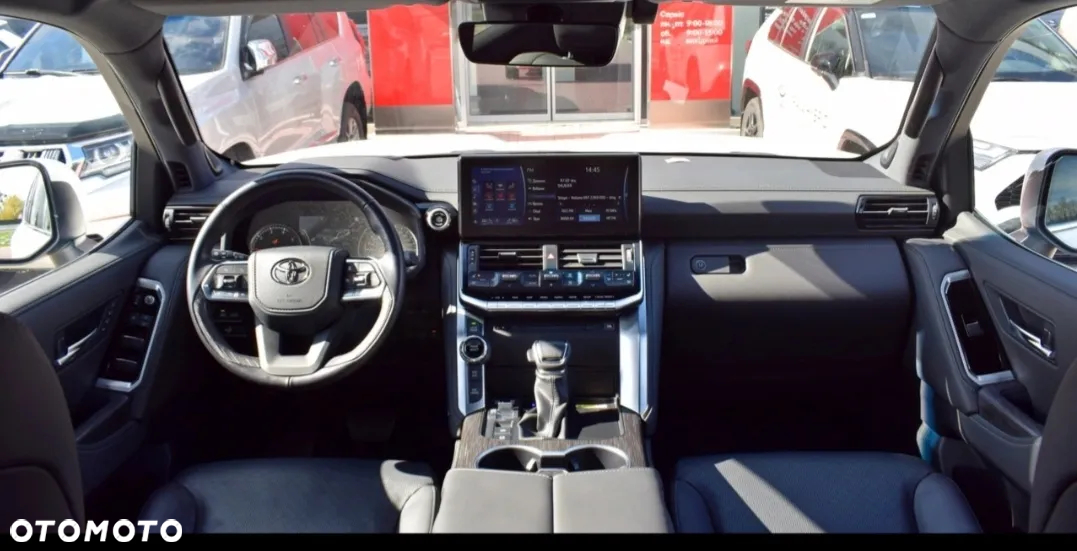 Toyota Land Cruiser - 23