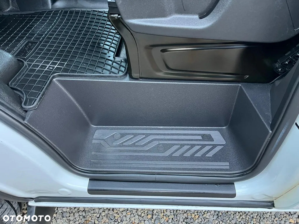 Ford Transit Custom 310 L1H1 Limited - 20
