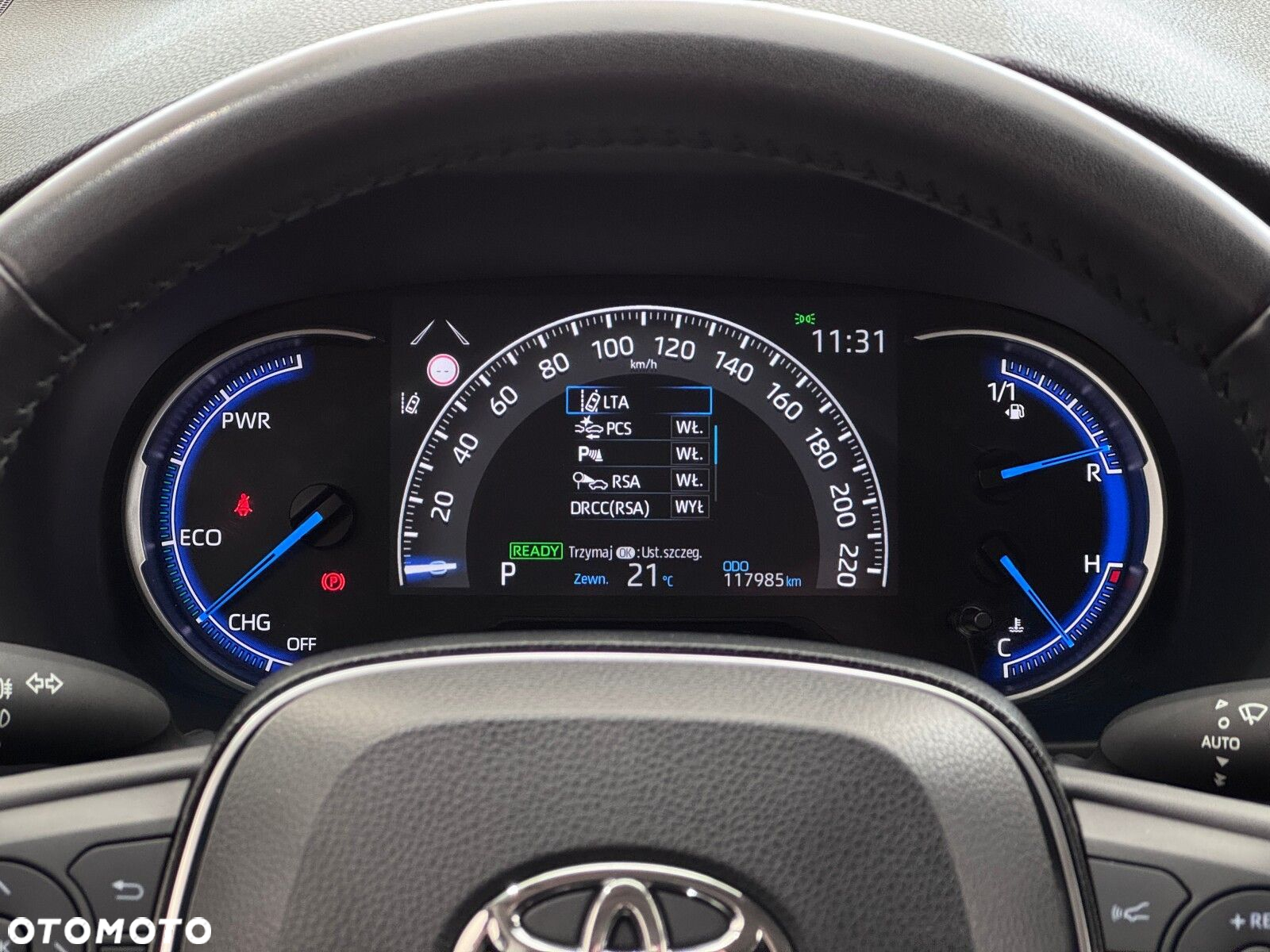Toyota RAV4 - 16