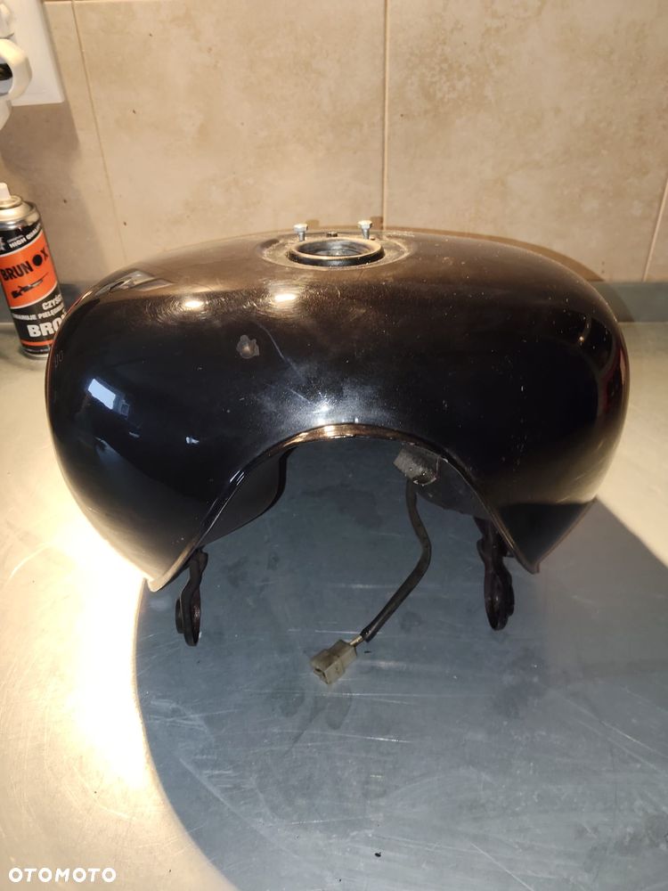 Oryginalny zbiornik bak na paliwo kawasaki vulcan 750 - 4
