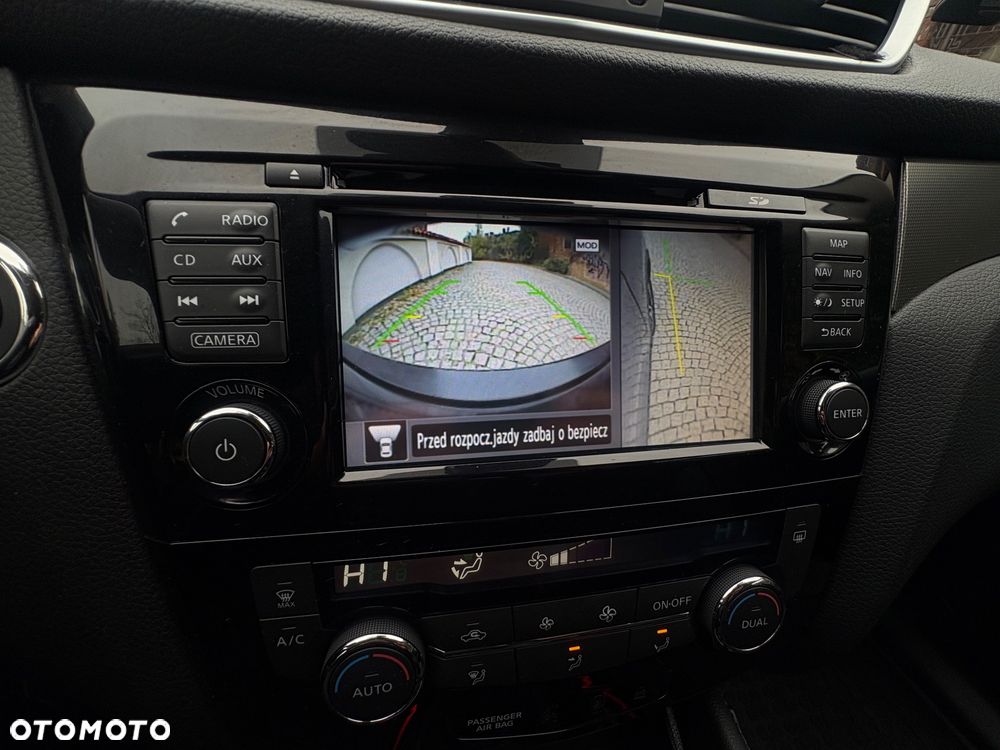 Nissan Qashqai 1.6 DIG-T N-Connecta - 17